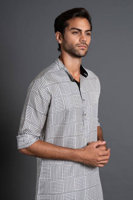 Raghavendra Rathore Jodhpur_Black Silk Geometric Print Kurta _Online_at_Aza_Fashions