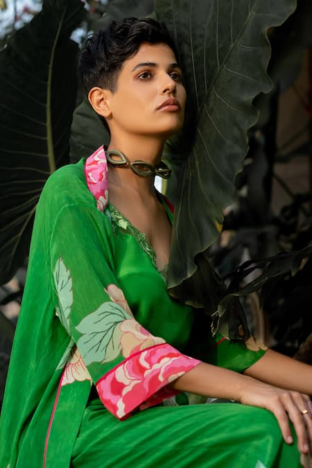 Shop_Paulmi And Harsh_Green Crepe Embroidery Sweetheart Spring Blooming Floral Jacket And Pant Set _Online_at_Aza_Fashions