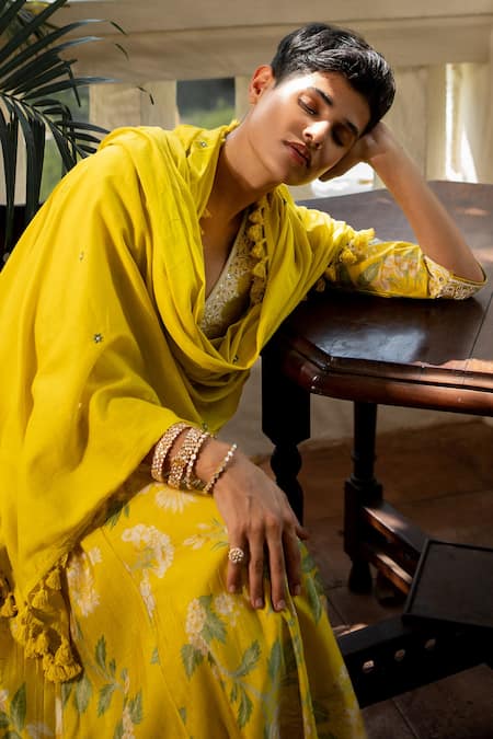 Shop Paulmi And Harsh Yellow Chanderi Silk, Cotton Cut Work, Garden Of Bloom Pattern Anarkali Set Online at Aza Fashions Shop_Paulmi And Harsh_Yellow Chanderi Silk, Cotton Cut Work, Garden Of Bloom Pattern Anarkali Set _Online_at_Aza_Fashions