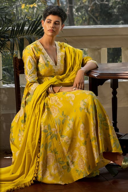Buy Paulmi And Harsh Yellow Chanderi Silk, Cotton Cut Work, Garden Of Bloom Pattern Anarkali Set Buy_Paulmi And Harsh_Yellow Chanderi Silk, Cotton Cut Work, Garden Of Bloom Pattern Anarkali Set