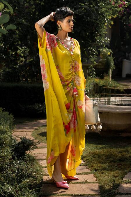 Paulmi And Harsh_Yellow V-neck Refreshing Floral Pattern Kaftan _Online_at_Aza_Fashions