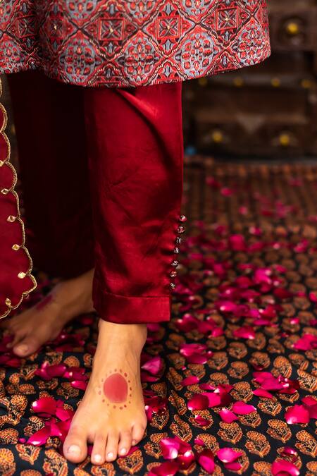 Shop_Vana Ethnics_Red Viscose, Satin And Organza Sequin, Ajrakh Print, Straight Kurta Pant Set _Online_at_Aza_Fashions