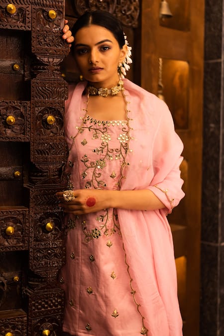 Vana Ethnics Pink Organza, Georgette, Satin, Viscose Floral, Embellished Top Sharara Set Online at Aza Fashions Vana Ethnics_Pink Organza, Georgette, Satin, Viscose Floral, Embellished Top Sharara Set _Online_at_Aza_Fashions
