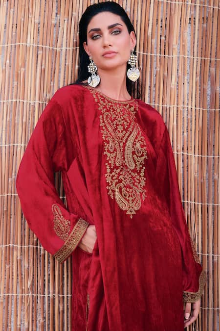 Label Varsha Red Velvet, Viscose, Pashmina Crystals, Sequins, Embroidery Pheran And Pant Set Online at Aza Fashions Label Varsha_Red Velvet, Viscose, Pashmina Crystals, Sequins, Embroidery Pheran And Pant Set_Online_at_Aza_Fashions