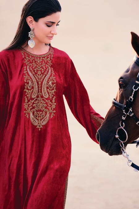 Buy Label Varsha Red Velvet, Viscose, Pashmina Crystals, Sequins, Embroidery Pheran And Pant Set Online at Aza Fashions Buy_Label Varsha_Red Velvet, Viscose, Pashmina Crystals, Sequins, Embroidery Pheran And Pant Set_Online_at_Aza_Fashions