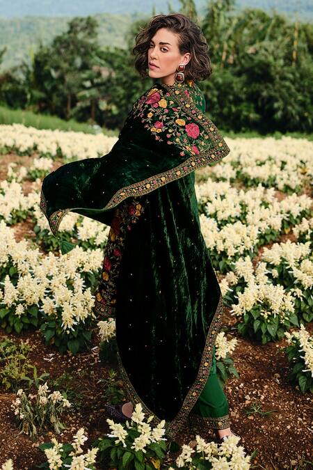 Label Varsha_Green Velvet, Pashmina Embroidery, Tassels Round Kurta Set With Parsi Dupatta_Online_at_Aza_Fashions