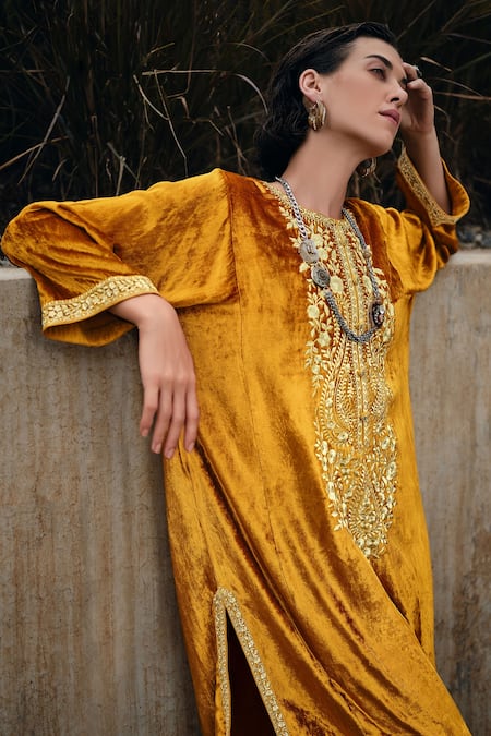 Label Varsha_Yellow Velvet Embroidery Round Neck Floral Scatter Phiran Pant Set_Online_at_Aza_Fashions