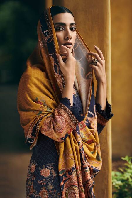 Buy_Label Varsha_Blue Viscose Pashmina Printed Digital Mandarin Collar Placed Paisley Kurta Set_Online_at_Aza_Fashions