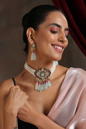Swabhimann_Silver Plated Pearls Kundan Embellished Choker Set _Online_at_Aza_Fashions