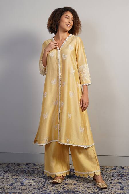 Buy_Samant Chauhan_Beige Cotton Silk Embroidered Aari V Neck Kurta And Pant Set _Online_at_Aza_Fashions