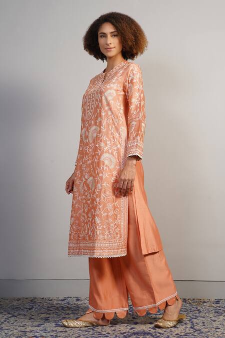 Buy_Samant Chauhan_Peach Cotton Silk Embroidered Aari Notched Floral Kurta Set _Online_at_Aza_Fashions