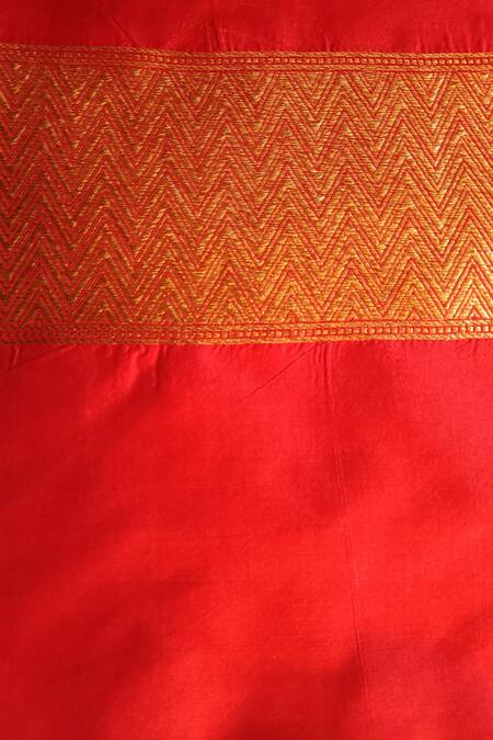 Shop_Priyanka Raajiv_Red Silk Floral Tara Banarasi Saree_Online_at_Aza_Fashions