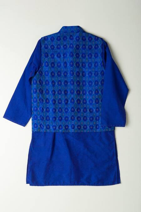 Buy Shruti Jalan Blue Kota Doria, Cotton, Silk Tassels Ikat Print Bundi And Kurta Set Online at Aza Fashions Buy_Shruti Jalan_Blue Kota Doria, Cotton, Silk Tassels Ikat Print Bundi And Kurta Set _Online_at_Aza_Fashions