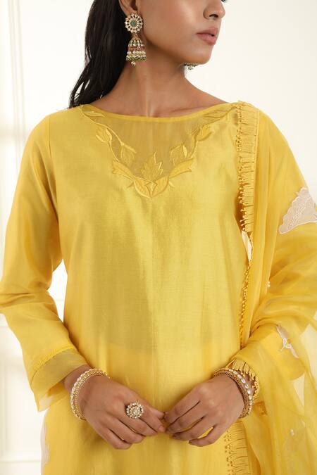 Buy Omana By Ranjana Bothra Yellow Chanderi, Organza Embroidery, Applique Boat Neck Farah Kurta Set Online at Aza Fashions Buy_Omana By Ranjana Bothra_Yellow Chanderi, Organza Embroidery, Applique Boat Neck Farah Kurta Set _Online_at_Aza_Fashions