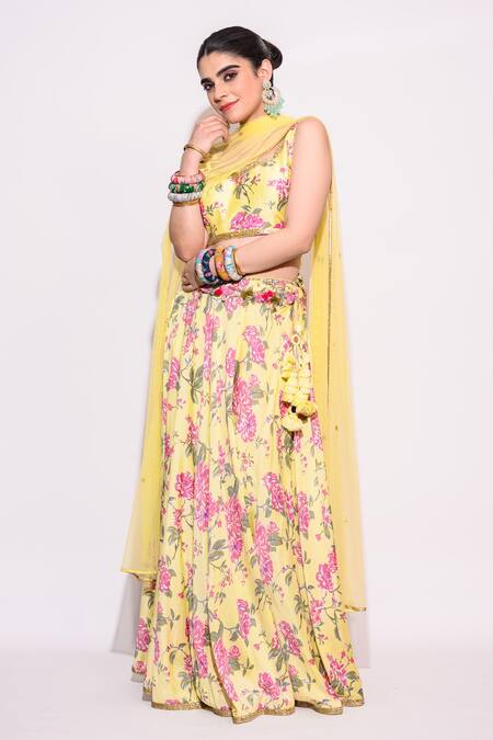 Buy_Aangan by Parul_Yellow Silk And Embroidery Floral Leaf Neck Lehenga Set _Online_at_Aza_Fashions