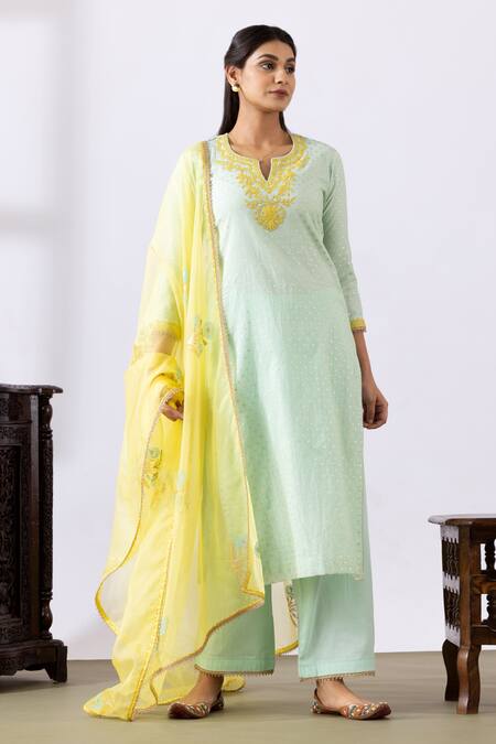 Abbaran_Green Chanderi, Chiffon Embroidery, Lace Split V-neck Dori Kurta Palazzo Set _Online_at_Aza_Fashions