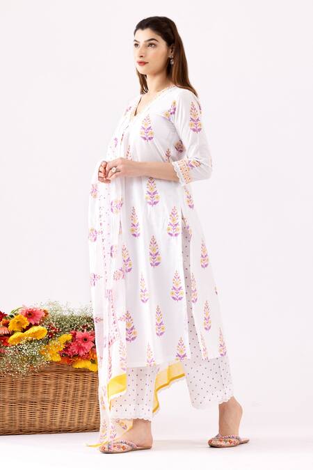 Abbaran Ivory Cotton Cambric Printed And Embellished Floral V Neck A-line Kurta Set  3