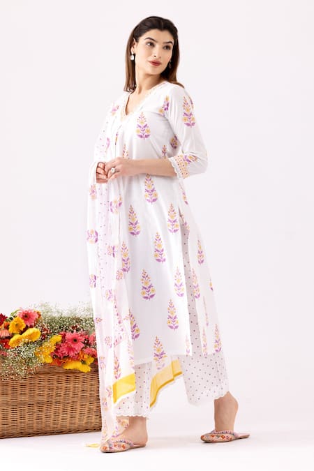 Abbaran Ivory Cotton Cambric Printed And Embellished Floral V Neck A-line Kurta Set  4