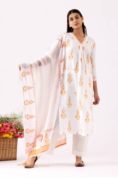 Buy_Abbaran_Ivory Cotton, Muslin Embroidery V-neck Block Print A-line Kurta Set_Online_at_Aza_Fashions