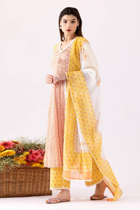 Abbaran_Yellow Cotton, Muslin Embroidery, Lace V-neck Floral Print Panelled Anarkali Set_Online_at_Aza_Fashions