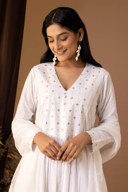 Abbaran_White Cotton Sequins, Lace V-neck Bloom Pattern Kurta Palazzo Set _at_Aza_Fashions