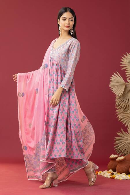 Shop Abbaran Pink Cotton Embroidery V-neck Floret Print Anarkali Palazzo Set Online at Aza Fashions Shop_Abbaran_Pink Cotton Embroidery V-neck Floret Print Anarkali Palazzo Set _Online_at_Aza_Fashions