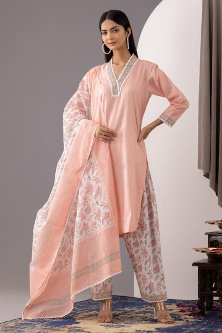 Abbaran_Pink , Satin Embroidery V-neck Printed Kurta Set_Online_at_Aza_Fashions