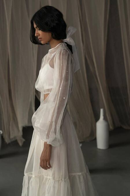 Buy_Zoon_Off White Silk Organza Embroidery Round Neck Placement Crop Top _Online_at_Aza_Fashions