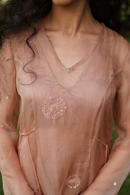 Shop_Zoon_Pink Silk Organza, Cotton Sequins, Applique, Aari Dandelion Kurta With Pant _Online_at_Aza_Fashions