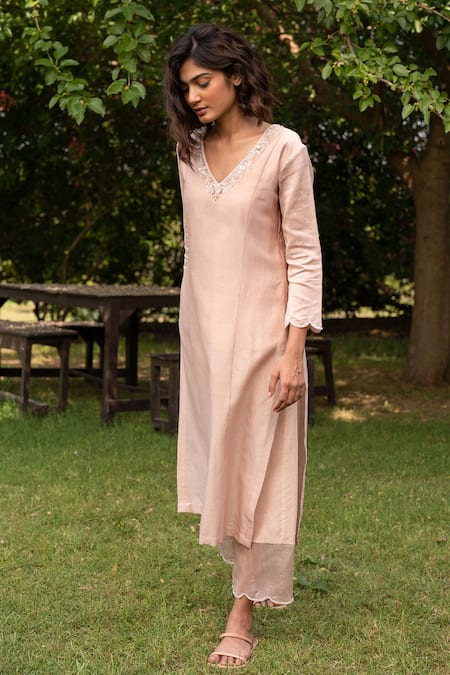 Zoon_Pink , Cotton, Organza Sequins, Chanderi Placed Kurta Pant Set _Online_at_Aza_Fashions