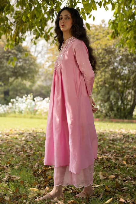 Shop Zoon Pink , Cotton, Organza Embroidery, Sequins, Chanderi Yoke Kurta Set Online at Aza Fashions Shop_Zoon_Pink , Cotton, Organza Embroidery, Sequins, Chanderi Yoke Kurta Set _Online_at_Aza_Fashions