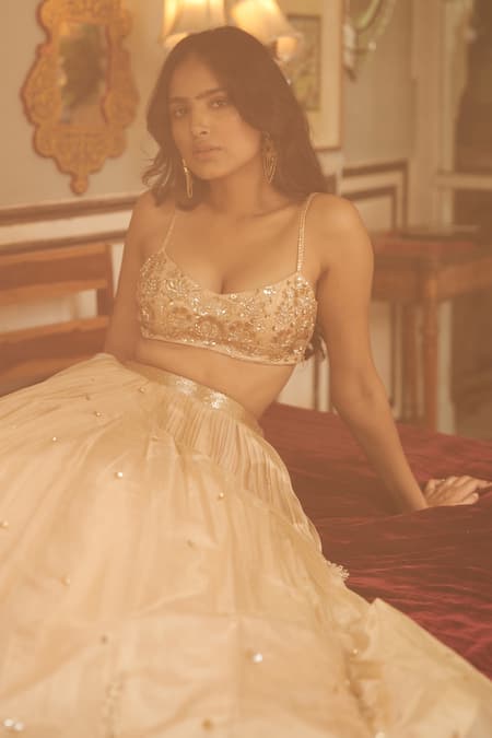 Shop Zoon Gold Tissue, Organza Cut Work, Embroidery Scoop Neck Cutdana Lehenga Set Online at Aza Fashions Shop_Zoon_Gold Tissue, Organza Cut Work, Embroidery Scoop Neck Cutdana Lehenga Set _Online_at_Aza_Fashions