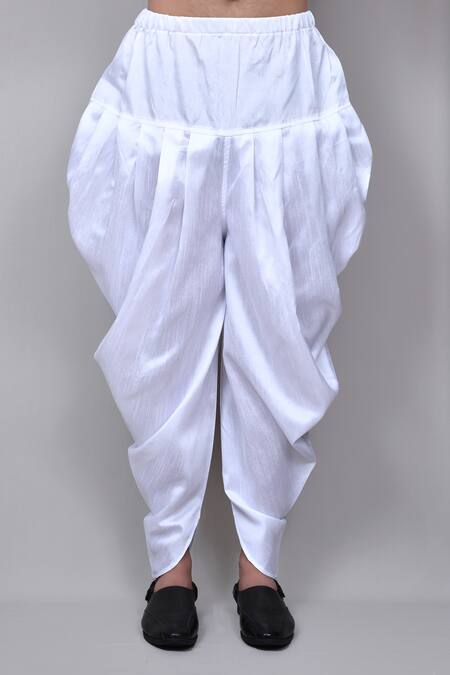 Samyukta Singhania_Purple Kurta Jacquard Art Silk Geometric Set_at_Aza_Fashions