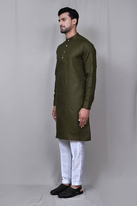 Samyukta Singhania_Green Kurta Cotton Linen Plain Set_Online_at_Aza_Fashions
