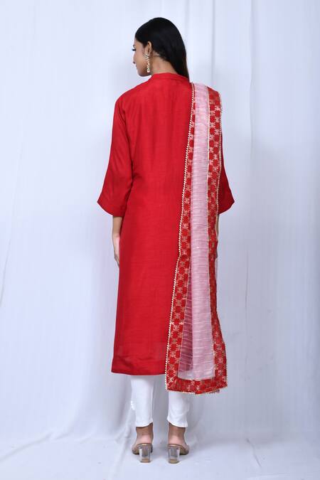 Shop_Adara Khan_Red Floral Embroidered Kurta Set_at_Aza_Fashions