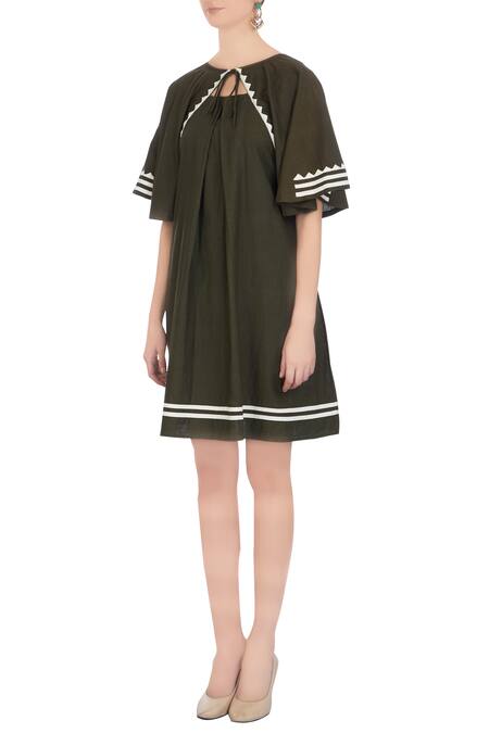 Buy_Chambray & Co._Green Linen Round Hand Applique Work Dress_Online_at_Aza_Fashions