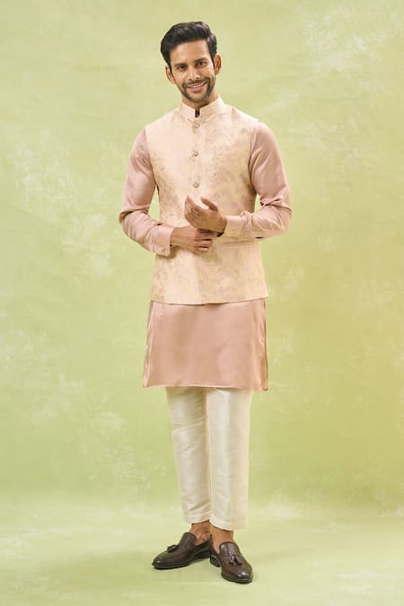 RNG Safawala Floral Woven Bundi & Kurta Set 