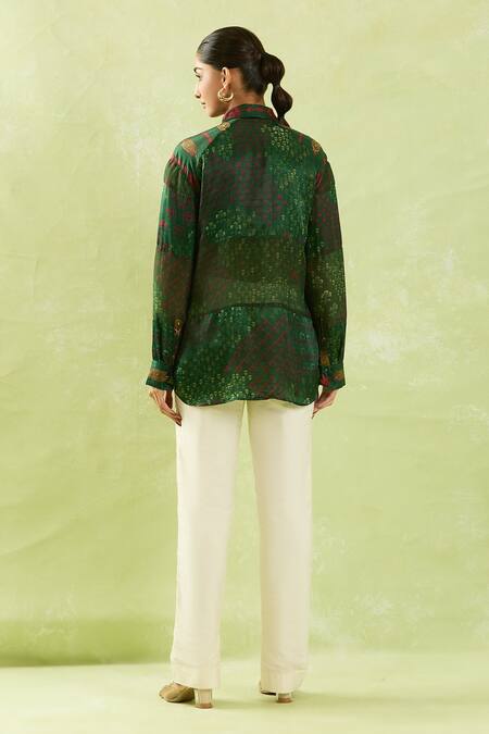 Shop Shraddha Rambhia Green Gajji Silk Printed Floral Mughal Shirt Collar Bottle at Aza Fashions Shop_Shraddha Rambhia_Green Gajji Silk Printed Floral Mughal Shirt Collar Bottle_at_Aza_Fashions