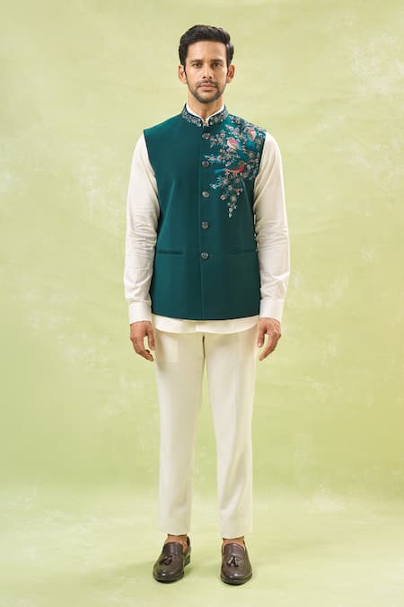 Buy Rng Safawala Green Silk Embroidery Wildlife Teal Bundi Online at Aza Fashions Buy_Rng Safawala_Green Silk Embroidery Wildlife Teal Bundi _Online_at_Aza_Fashions