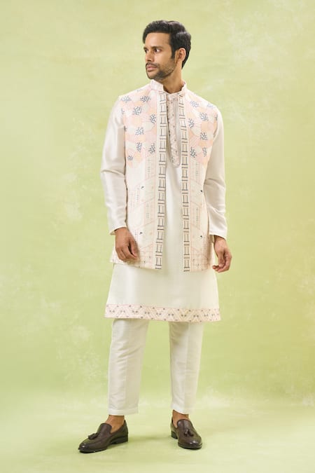 RNG Safawala Thread Work Bundi & Kurta Set 