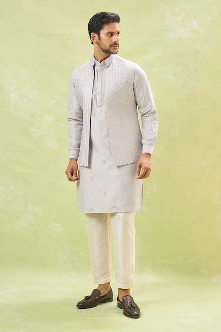 Buy Rng Safawala Gray Silk, , Satin Sequins, Embroidery Grey Bundi And Kurta Set Buy_Rng Safawala_Gray Silk, , Satin Sequins, Embroidery Grey Bundi And Kurta Set