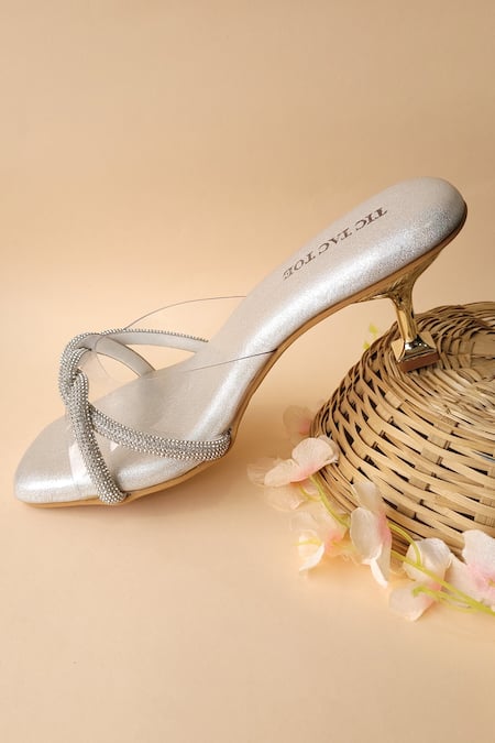 Silver kitten heels discount canada