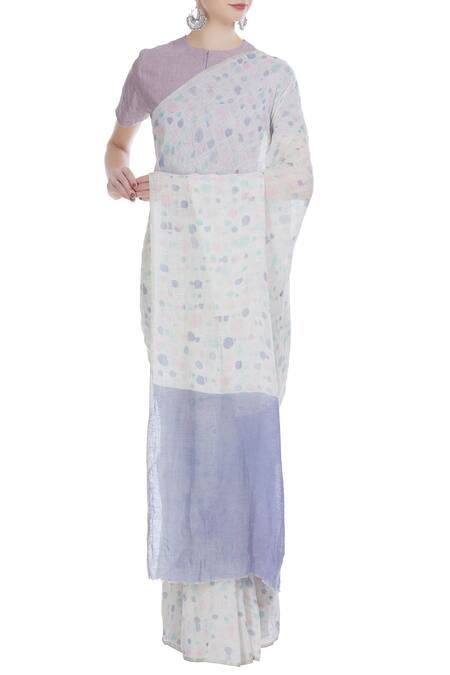Buy_Anavila_White Brush Spot Batik Work Handwoven Linen Saree _Online_at_Aza_Fashions