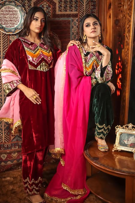 Negra Elegante_Red Silk Velvet, Dupatta Organza Pearl, Sequin Embroidered Phiran And Salwar Set_Online_at_Aza_Fashions