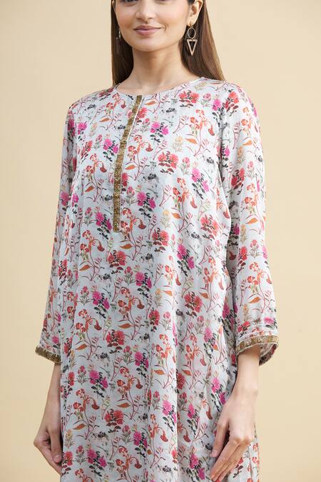 Zeel Doshi_Green Silk Round Embroidered Tunic  _at_Aza_Fashions