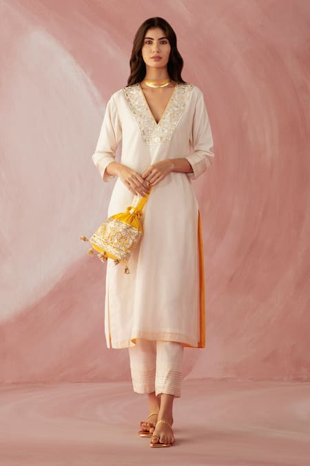 Shop_Sureena Chowdhri_White Silk Chanderi Gota Patti V Neck Kurta Pant Set _at_Aza_Fashions