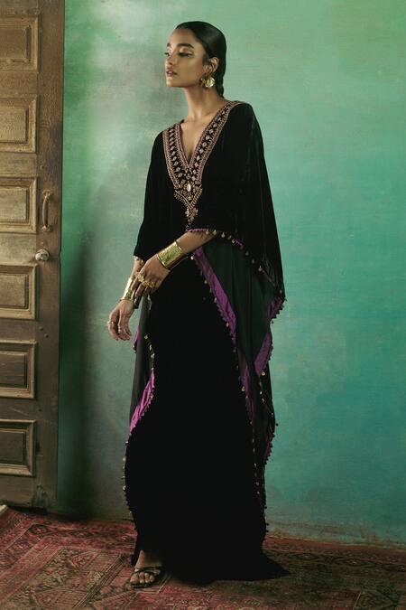 Shop_Sureena Chowdhri_Black Silk Velvet Embroidery Thread V Neck Saya Kaftan_at_Aza_Fashions