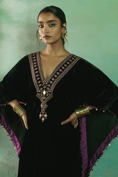 Buy_Sureena Chowdhri_Black Silk Velvet Embroidery Thread V Neck Saya Kaftan_Online_at_Aza_Fashions