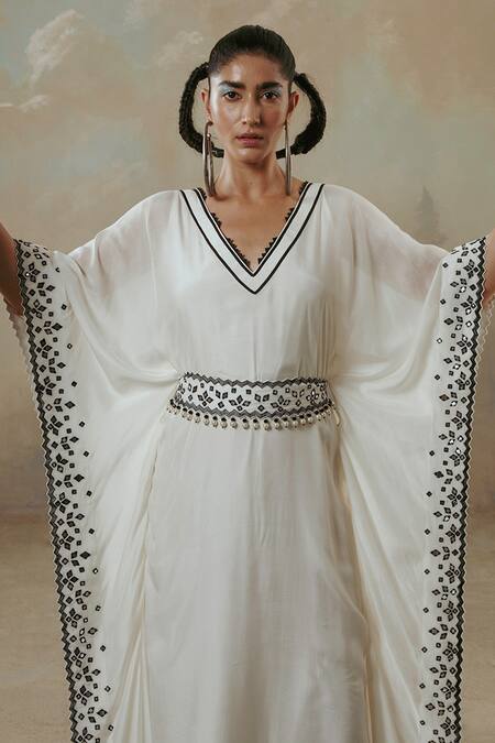 Buy_Sureena Chowdhri_White Muslin Embroidered Thread Work V Neck Kaftan With Belt _Online_at_Aza_Fashions