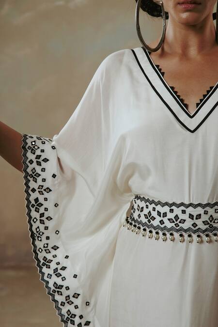 Shop_Sureena Chowdhri_White Muslin Embroidered Thread Work V Neck Kaftan With Belt _Online_at_Aza_Fashions